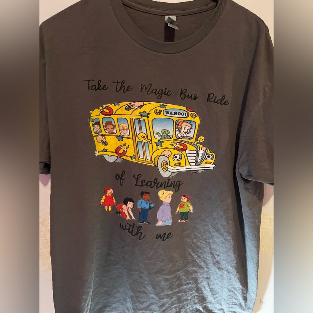 Grey tshirt